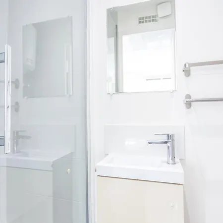 Petit Cocon Parisien - Metro Au Pied - Alexandre Dumas Appartement